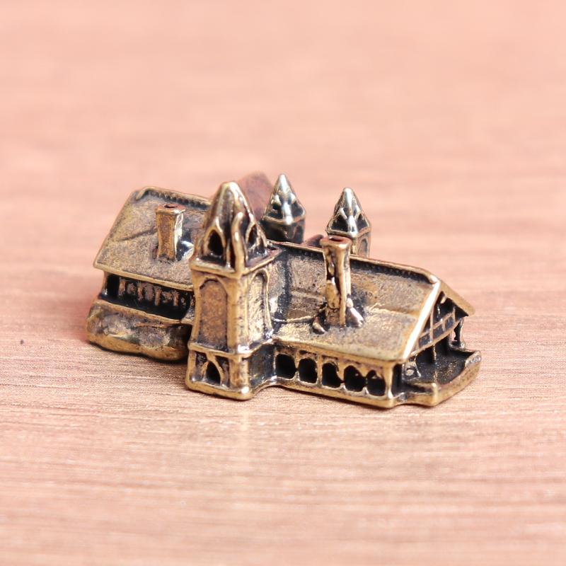 Brass Small House Miniature Fi - Home Office Architecture recension och pris